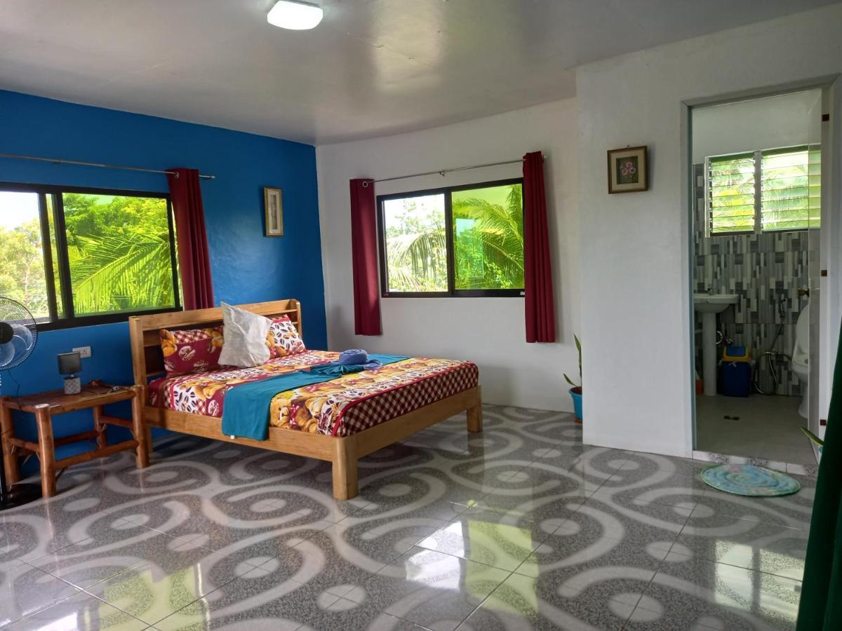 Happy Bear Moalboal Budget Rooms Bagian luar foto