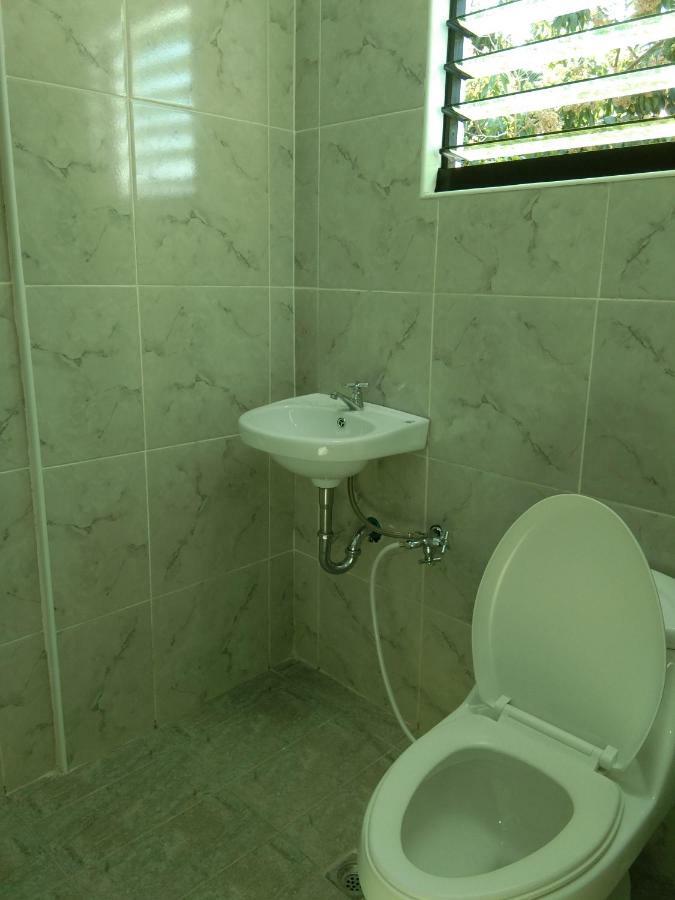 Happy Bear Moalboal Budget Rooms Bagian luar foto